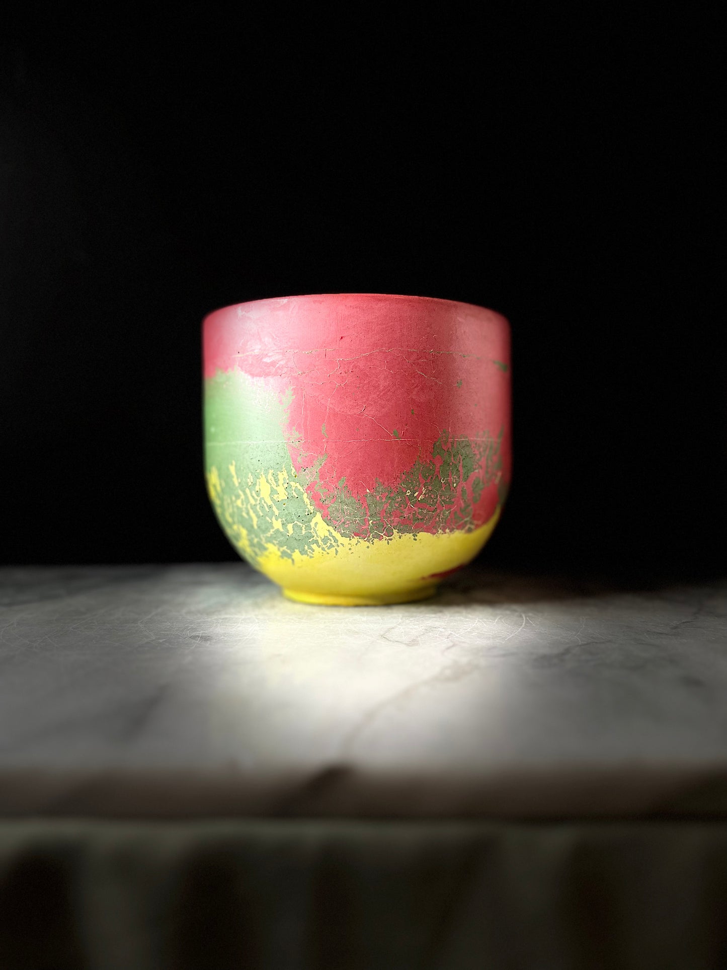Mexicana Collection - large UFO concrete planter