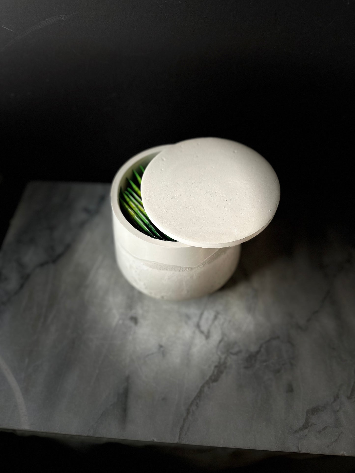Concrete Storage - large UFO concrete storage with lid