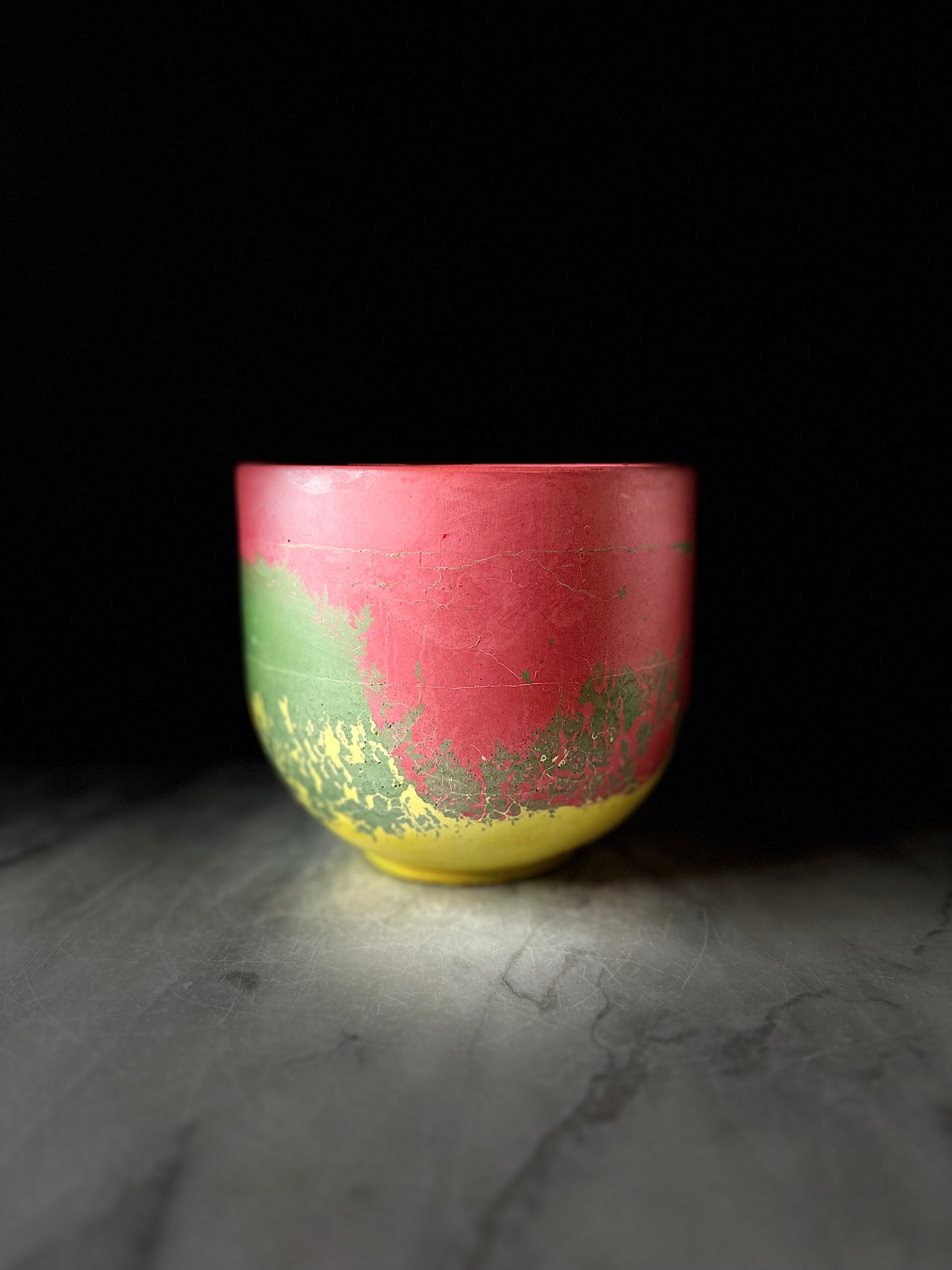 Mexicana Collection - large UFO concrete planter